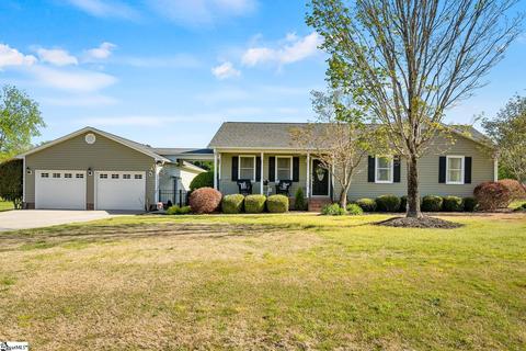 110 Hemlock Dr, Williamston, SC 29697 photo 1