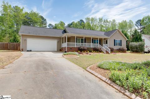 124 Colonial Dr, Pelzer, SC 29669 photo 3