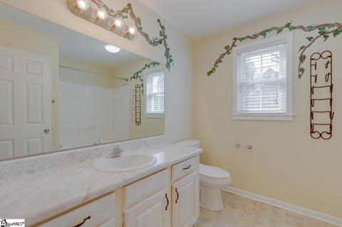 124 Colonial Dr, Pelzer, SC 29669 photo 12