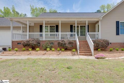 124 Colonial Dr, Pelzer, SC 29669 photo 4