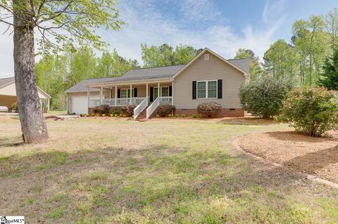 124 Colonial Dr, Pelzer, SC 29669 photo 2
