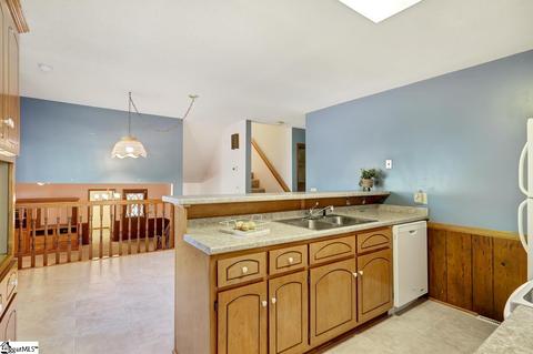 606 Couch Ln, Easley, SC 29642 photo 9