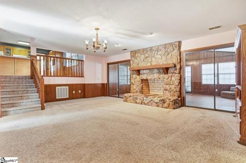 606 Couch Ln, Easley, SC 29642 photo 6