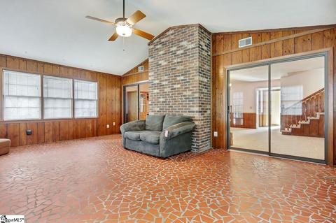 606 Couch Ln, Easley, SC 29642 photo 25