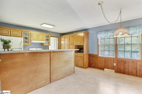 606 Couch Ln, Easley, SC 29642 photo 7