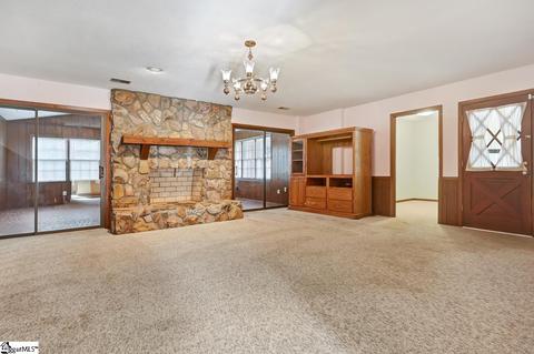 606 Couch Ln, Easley, SC 29642 photo 5