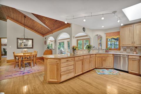 116 Five Oaks Dr, Greer, SC 29651 photo 9