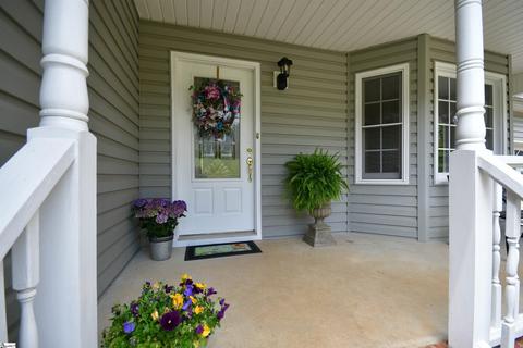108 Clover Ct, Easley, SC 29640 photo 2