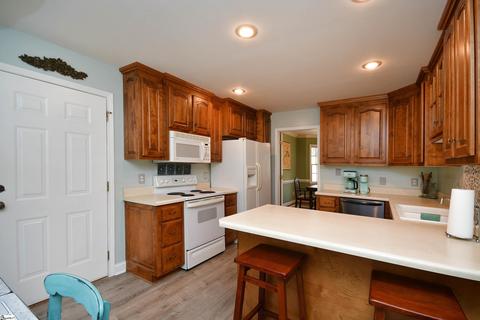 108 Clover Ct, Easley, SC 29640 photo 9