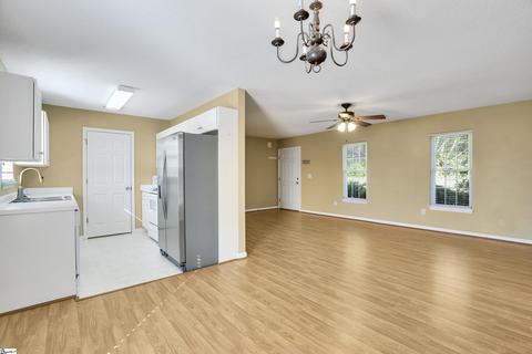 324 Looper Rd, Pelzer, SC 29669 photo 4