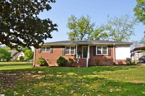 715 E Suber Rd, Greer, SC 29650 photo 1