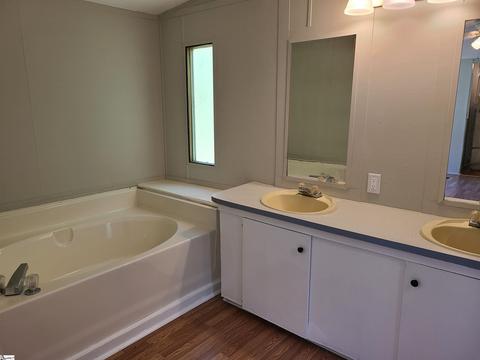 201 Brevard Dr, Easley, SC 29640 photo 17