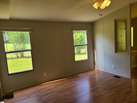 201 Brevard Dr, Easley, SC 29640 photo 14