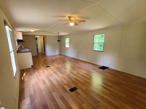 201 Brevard Dr, Easley, SC 29640 photo 5