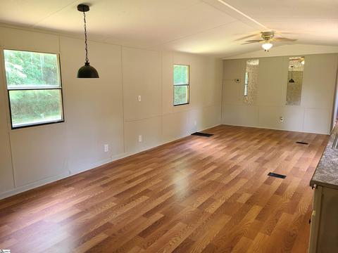 201 Brevard Dr, Easley, SC 29640 photo 11