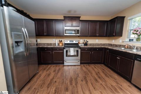 663 Markham Cir, Moore, SC 29369 photo 8