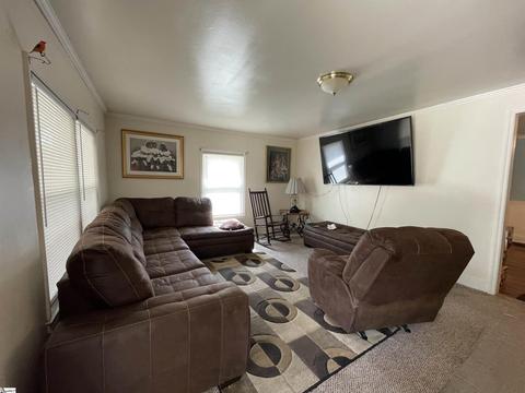 319 E Bearden St, Greer, SC 29651 photo 7
