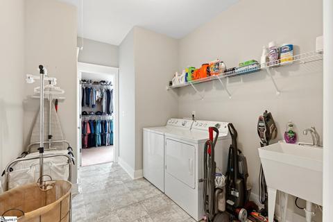 913 Berwick Dr, Simpsonville, SC 29681 photo 31
