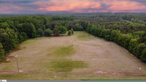 9750 Augusta Rd, Pelzer, SC 29669 photo 1