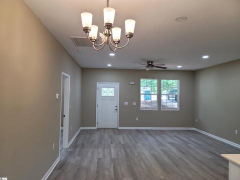 36 Hillcrest Dr, Greer, SC 29651 photo 9