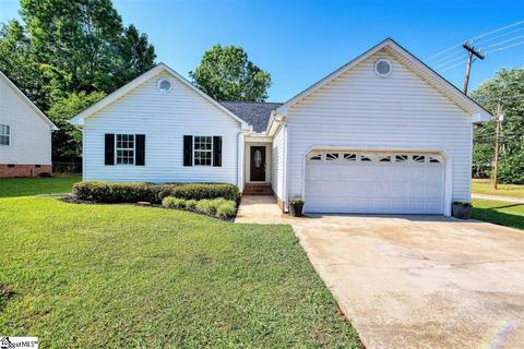 100 Flagstone Dr, Easley, SC 29642 photo 1