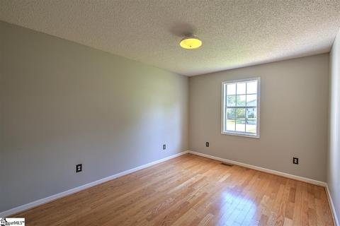 100 Flagstone Dr, Easley, SC 29642 photo 14
