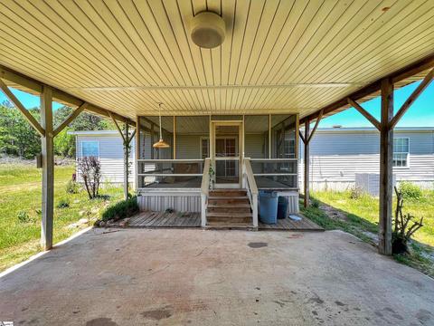 386 Burts Rd, Clinton, SC 29325 photo 3