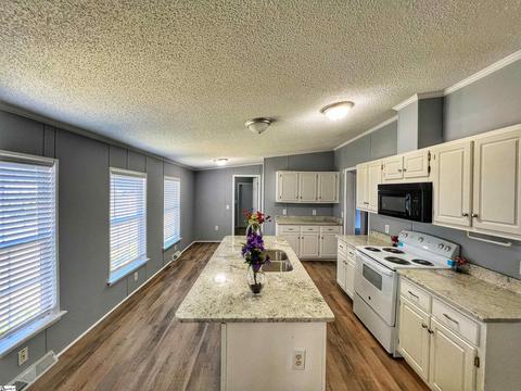 386 Burts Rd, Clinton, SC 29325 photo 7