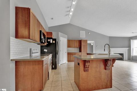 235 Cornelson Dr, Greer, SC 29651 photo 4