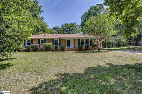 1283 S Main St, Cross Hill, SC 29332