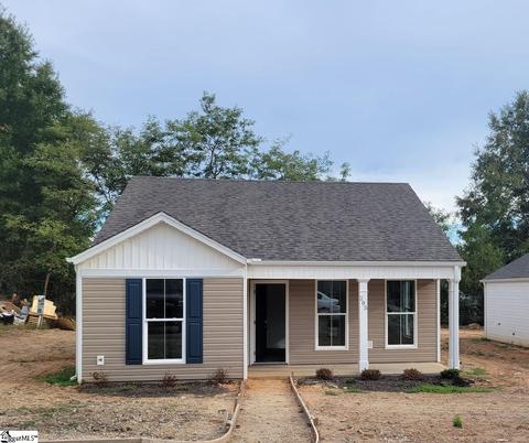 205 Dillon Dr, Clinton, SC 29325 photo 1