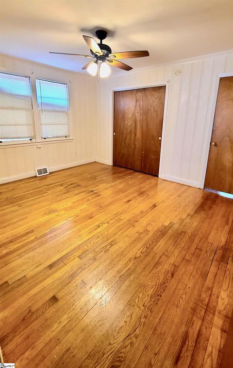 601 E Main St, Duncan, SC 29334 photo 7