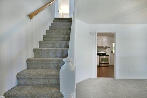 201 Morrow St, Greer, SC 29650 photo 7