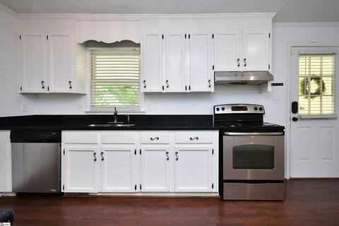 201 Morrow St, Greer, SC 29650 photo 17