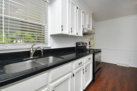 201 Morrow St, Greer, SC 29650 photo 18