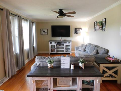 110 Endless Dr, Greer, SC 29651 photo 9