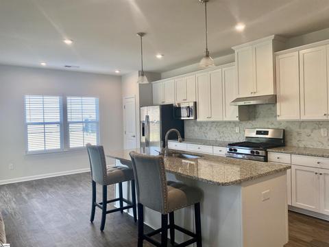252 Thames Valley Dr, Easley, SC 29642 photo 3