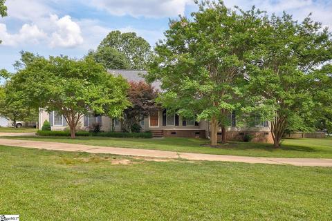 100 Circle Rd, Greer, SC 29651 photo 1