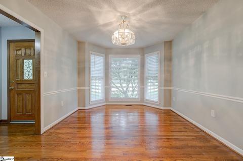 100 Circle Rd, Greer, SC 29651 photo 4