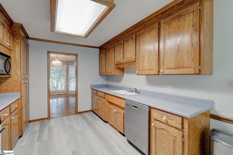 100 Circle Rd, Greer, SC 29651 photo 9