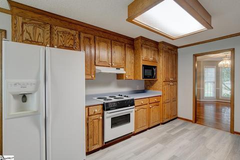 100 Circle Rd, Greer, SC 29651 photo 11