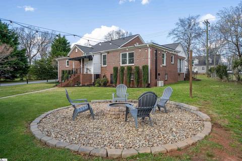 300 S C St, Easley, SC 29640 photo 1