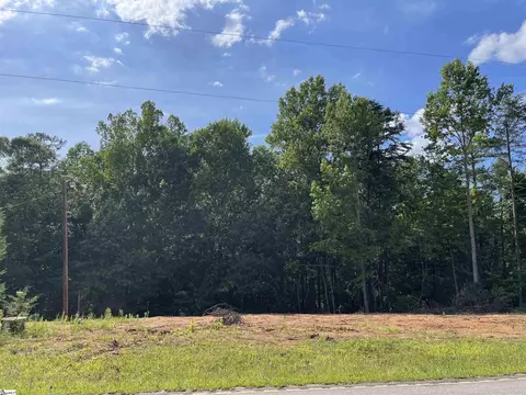 950 Hillside Church Rd, Fountain Inn, SC 29644