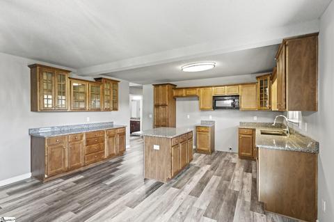 200 Stoddard Rd, Pelzer, SC 29669 photo 5