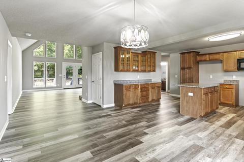 200 Stoddard Rd, Pelzer, SC 29669 photo 6