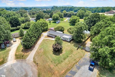 2248 El Centro Dr, Greer, SC 29651 photo 2