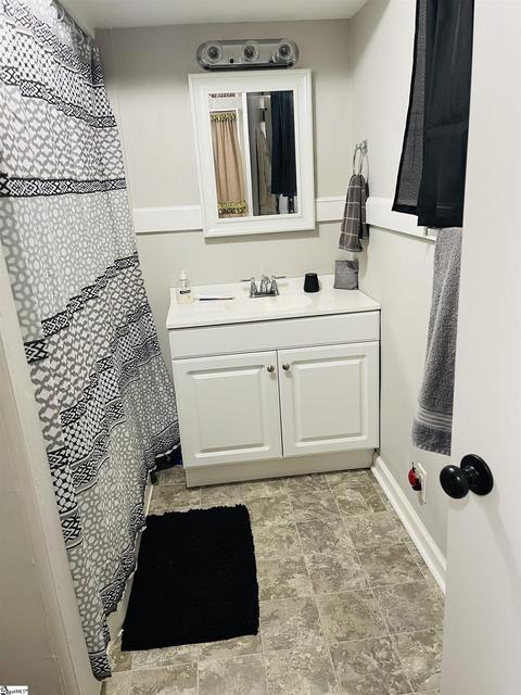 13 27th St, Greer, SC 29651 photo 8