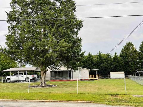 13 27th St, Greer, SC 29651 photo 3