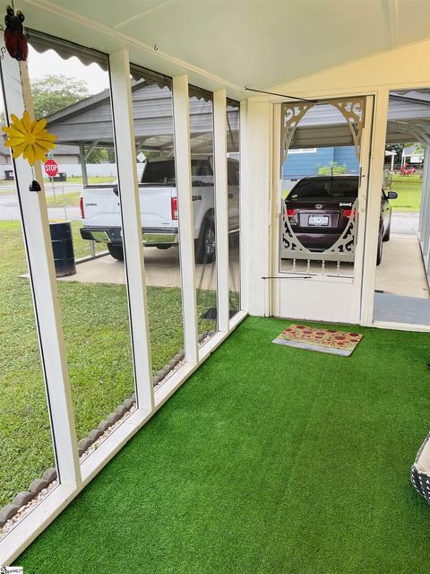 13 27th St, Greer, SC 29651 photo 6