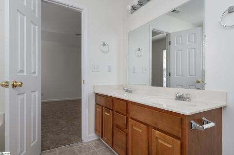 19 Killarney Ln, Greer, SC 29650 photo 12